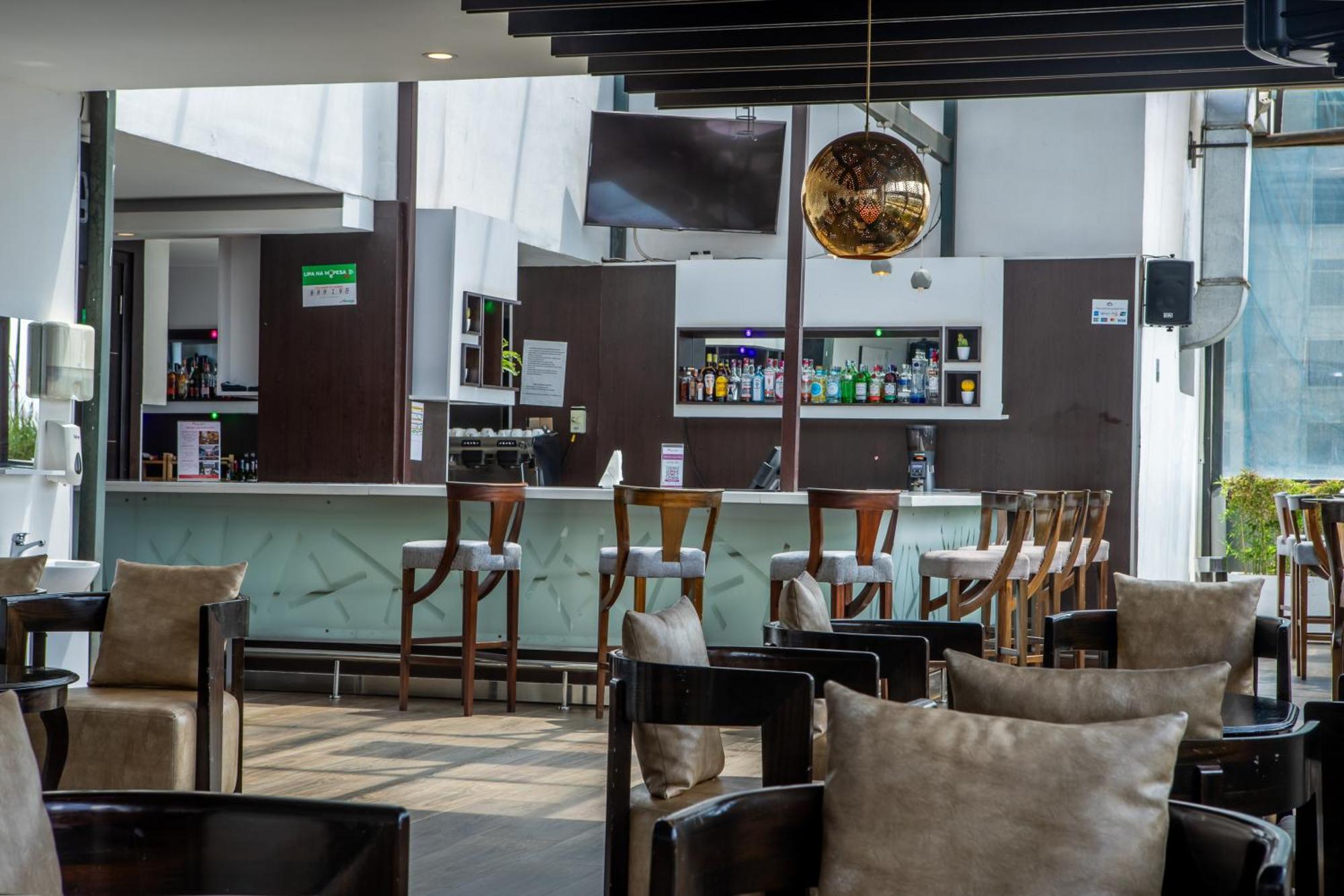 Swiss-belinn Отель
